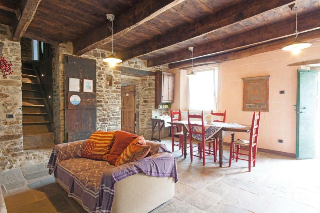 La Locanda Della Campanara Santa Sofia Luaran gambar